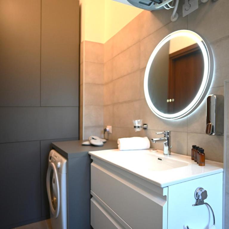 Casa di Cesare - monolocale silenzioso a 15min Duomo e 5' MM3 - One-Bedroom Apartment - 18