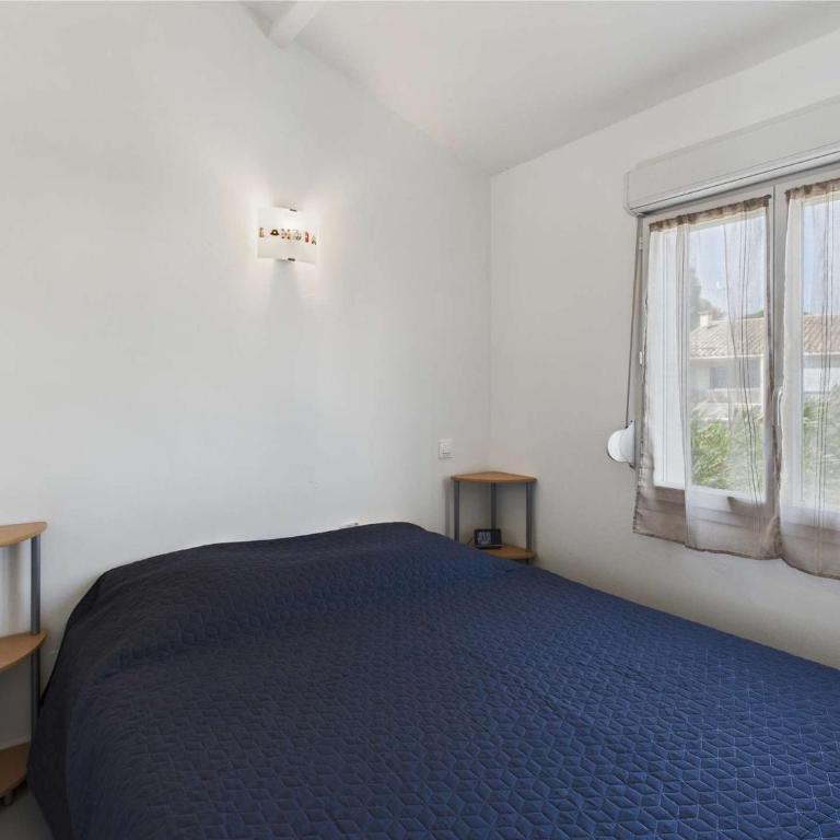 Maison climatisée rénovée 2 pièces, 2 cabines avec terrasses à 500m de la plage, parking inclus - Haus mit 1 Schlafzimmer - 13
