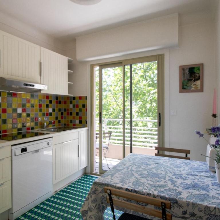 Appartement avec vue panoramique sur mer et montagne - Two-Bedroom Apartment - 8