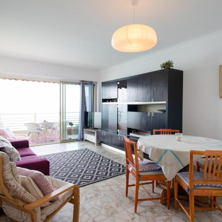 Appartement avec vue panoramique sur mer et montagne - Two-Bedroom Apartment - 10