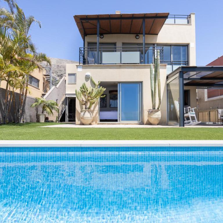 Home2Book Ocean View Villa, Private Pool & Garden - Villa - 1