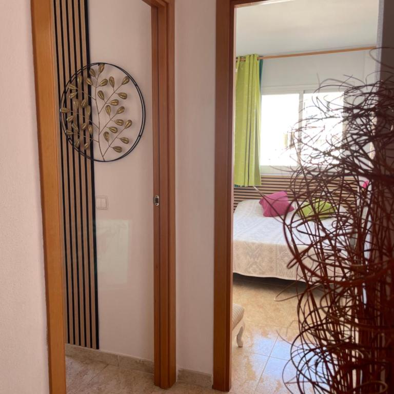 Evasion au soleil - Three-Bedroom Apartment with Sea View - 3