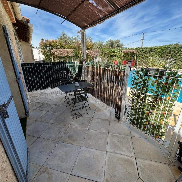 Domaine Les feuilles de Chêne - Appartement - Vue sur Piscine - 10