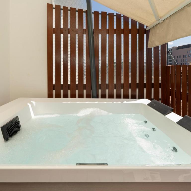 enJoy Home - Attico con idromassaggio e garage - zona Sant'Antonio - Appartamento con 1 Camera da Letto - 36
