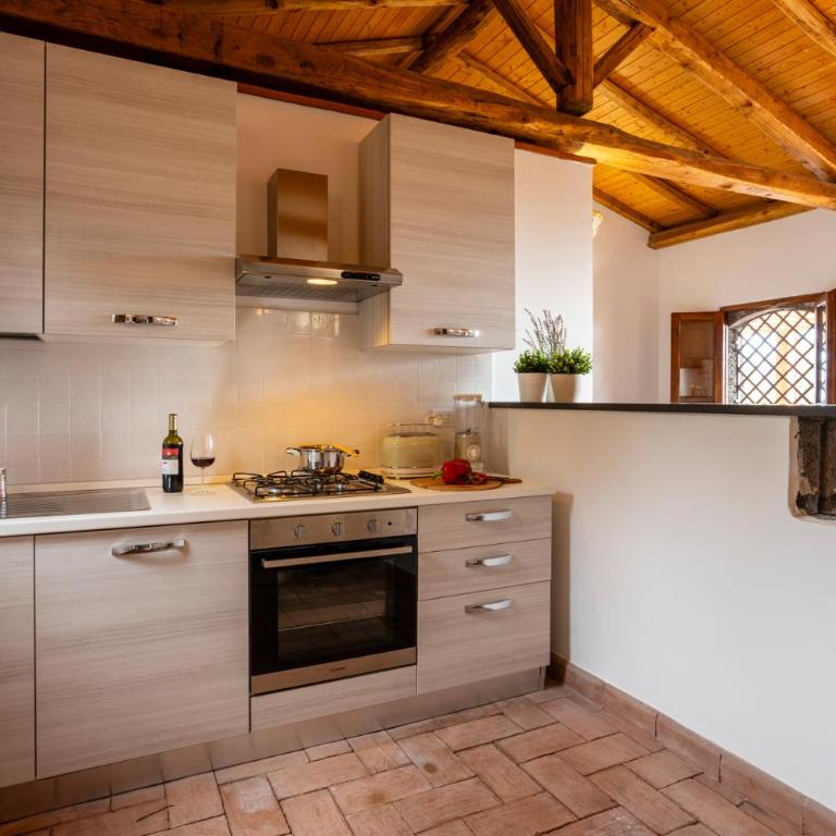 VIGNE DELL'ETNA 6, Emma Villas - Villa con 3 Camere da Letto - 4