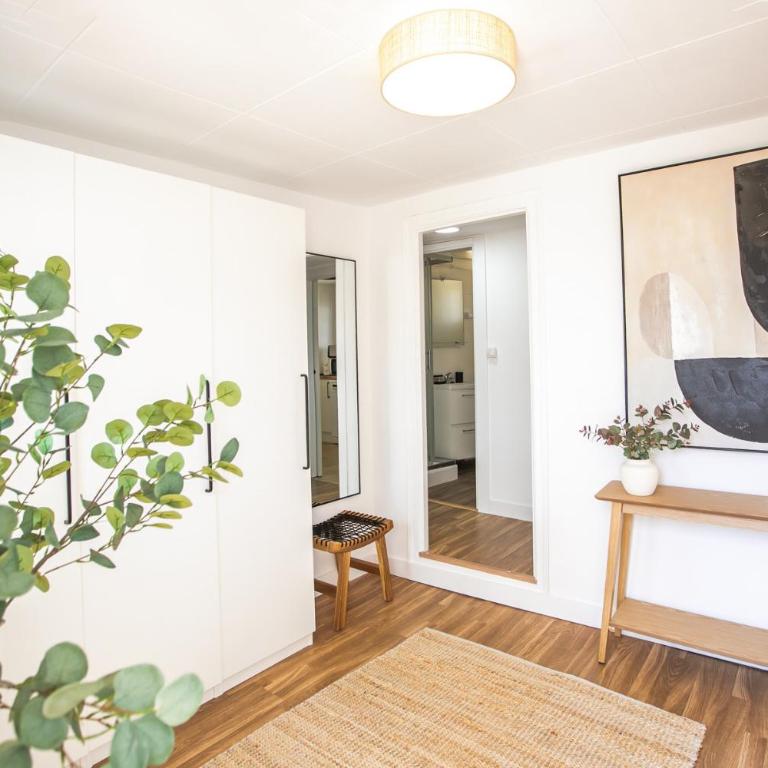 41ARA1101- Apartment with terrace - Two-Bedroom Apartment with Balcony and Terrace - 13