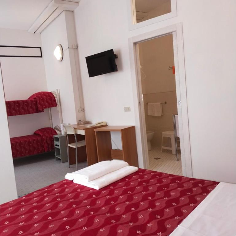 Hotel Goldene Rose - Vierbettzimmer - 7