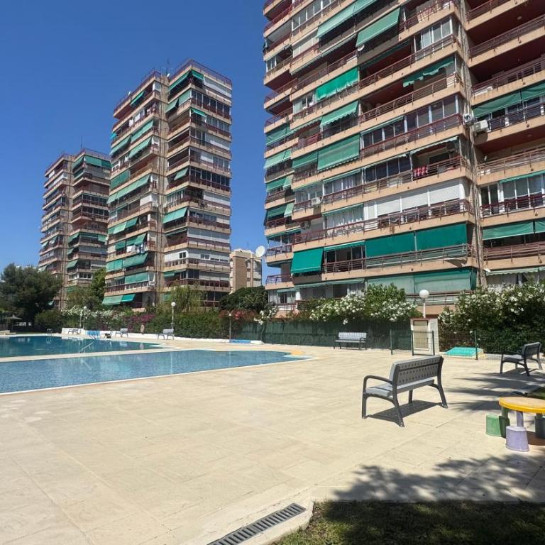 Apartamento con terraza, piscina y vistas en Cabo by Turihome - Three-Bedroom Apartment - 45