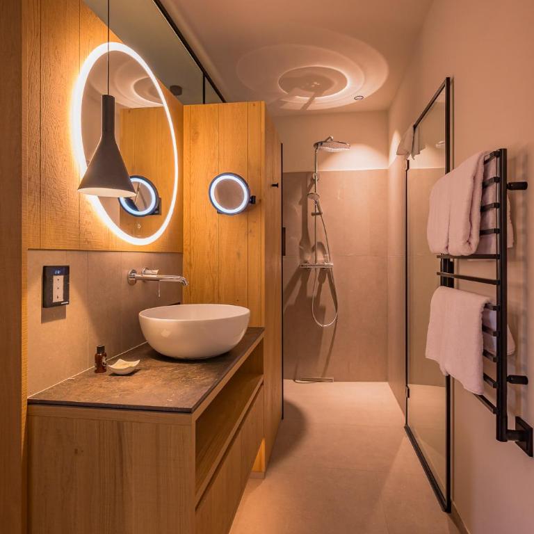 Gutshotel Menterschwaige - Heritage Boutique Hotel with Timless Elegance - Superior Doppelzimmer - 4