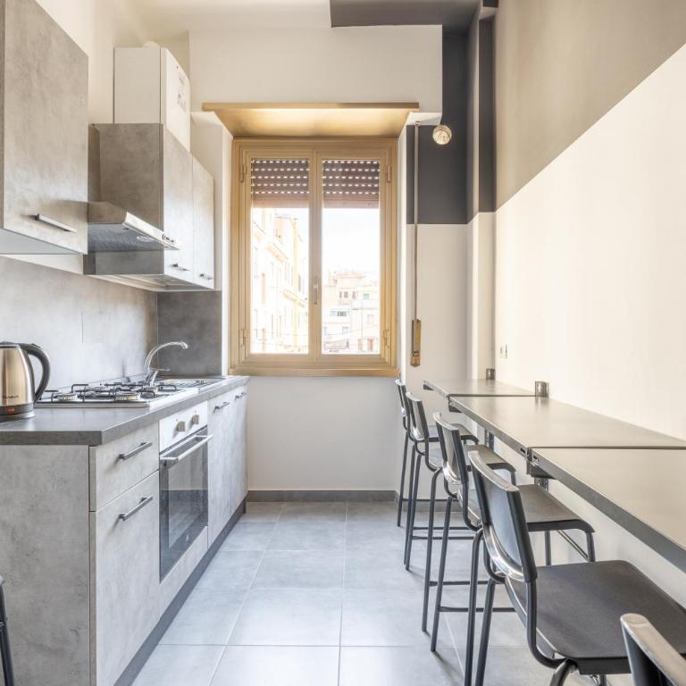 Three large bedrooms for six people Rome downtown apartment - Appartamento con 3 Camere da Letto - 5