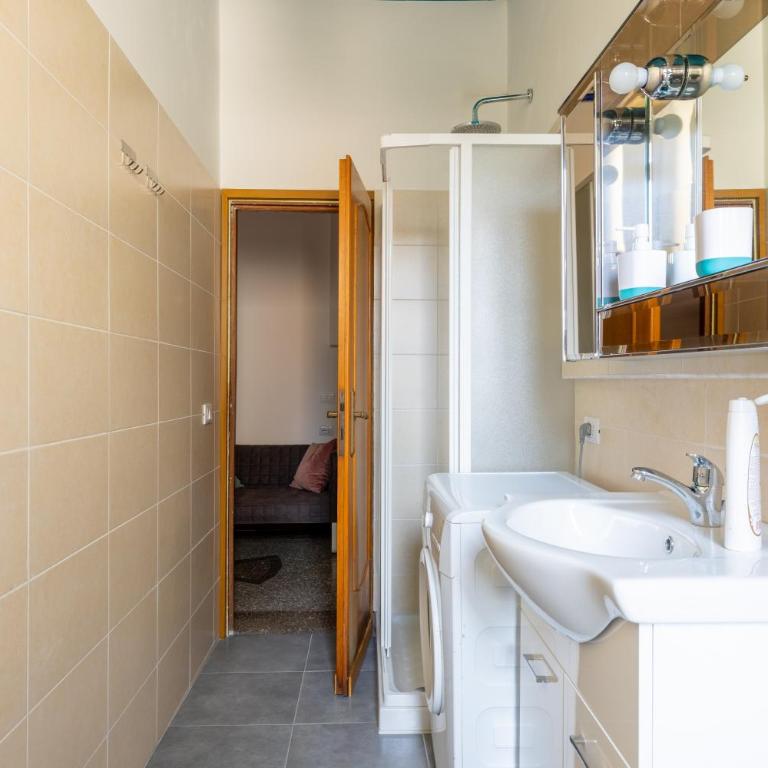 Three large bedrooms for six people Rome downtown apartment - Appartamento con 3 Camere da Letto - 10