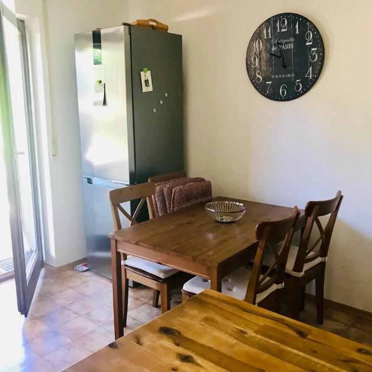 Ferienwohnung Kristin mit Bergblick, grossem Garten und Grill - Apartment mit 2 Schlafzimmern - 8