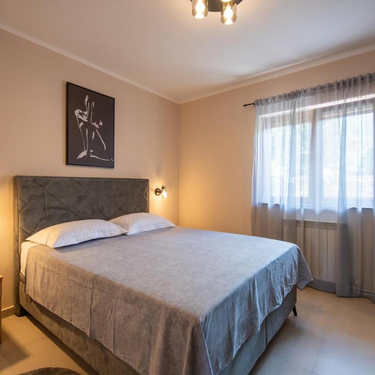 Bubi - Two-Bedroom Apartment - 8