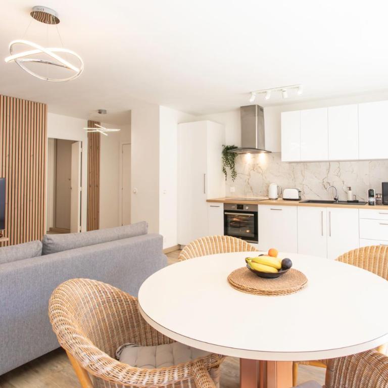 86m- Spacious 3 room apartment with large terrace - Appartement 2 Chambres - 16