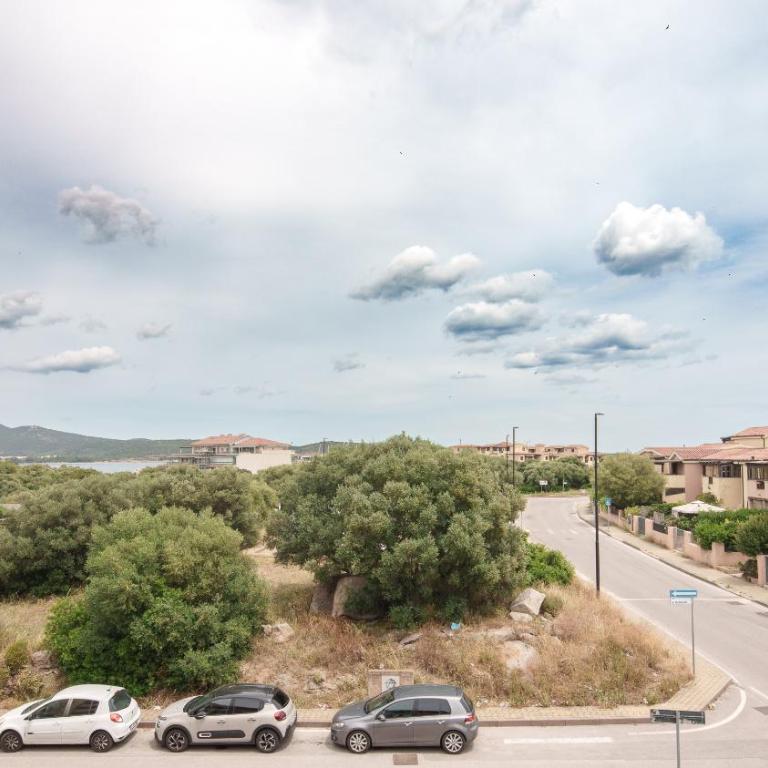 Ermosa - Modern stay in Olbia Mare - Apartment - 30