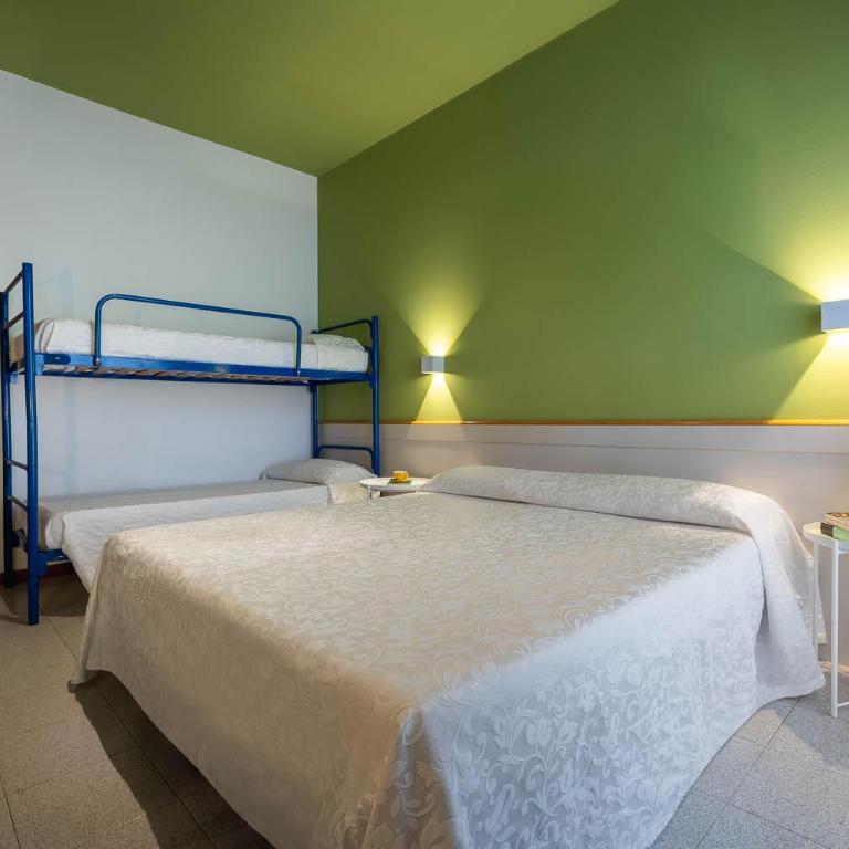 Hotel Portofino - Camera Quadrupla Comfort - 12