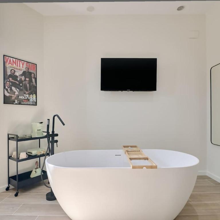 Romantic Apartment N2 Oceanografico Virkin Suites - One-Bedroom Apartment - 4