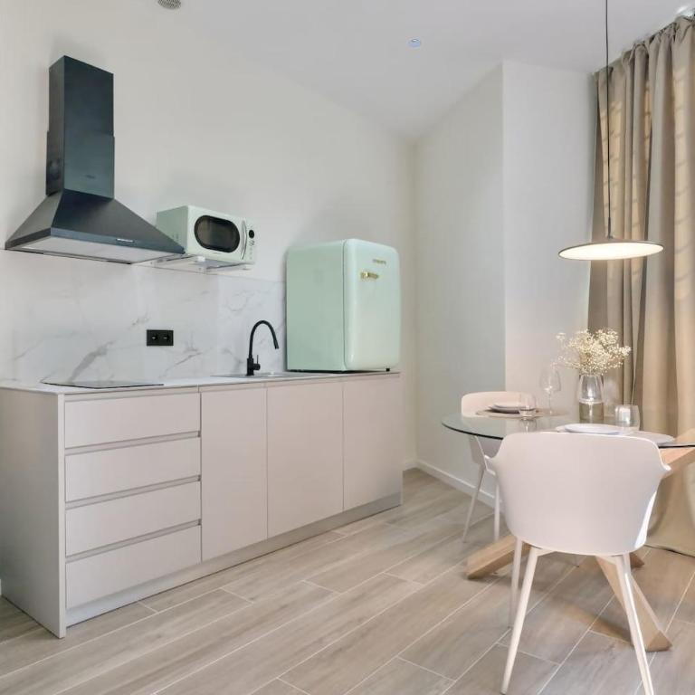 Romantic Apartment N2 Oceanografico Virkin Suites - One-Bedroom Apartment - 15