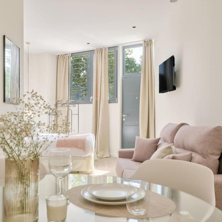 Romantic Apartment N3 Oceanografico Virkin Suites - One-Bedroom Apartment - 1