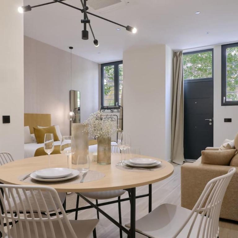 Romantic Apartment N5 Oceanografico Virkin Suites - One-Bedroom Apartment - 1