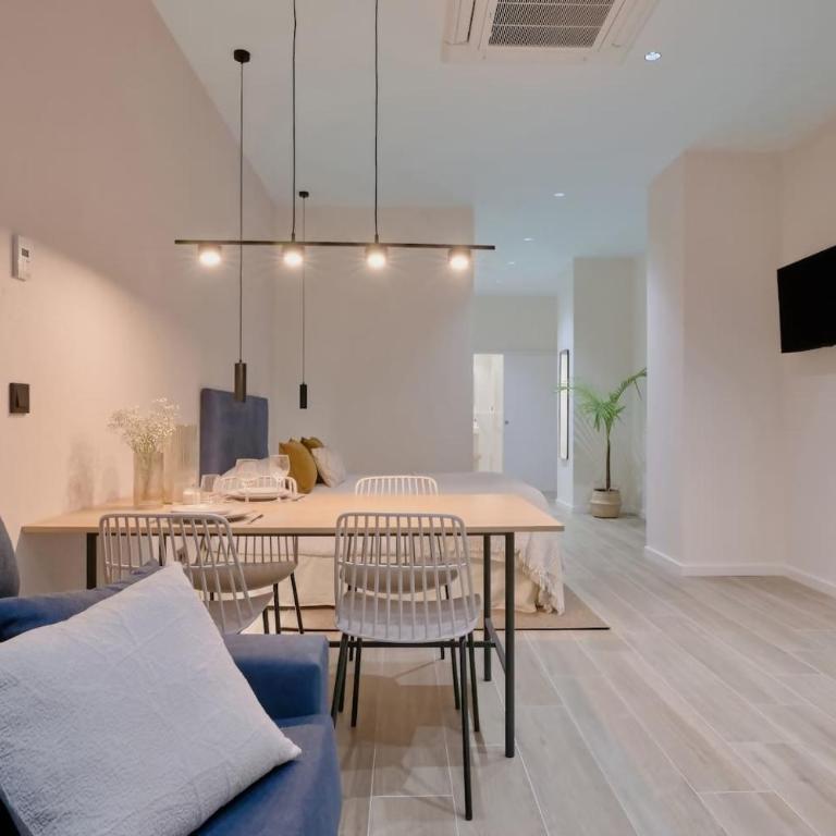 Romantic Apartment N6 Oceanografico Virkin Suites - One-Bedroom Apartment - 2