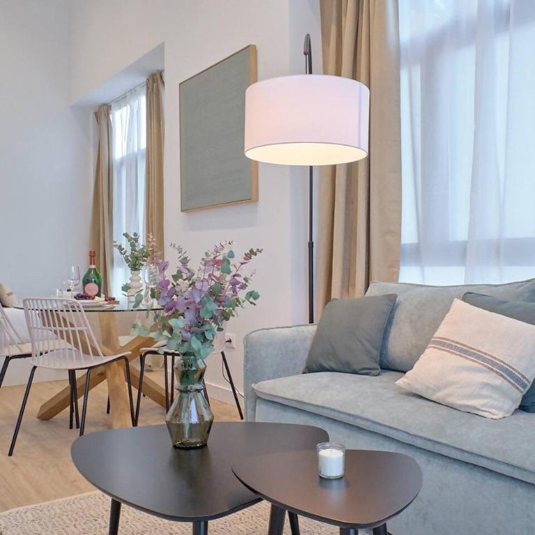 Romantic Suite Roig Arena N1 Virkin Suites - Apartment - 7
