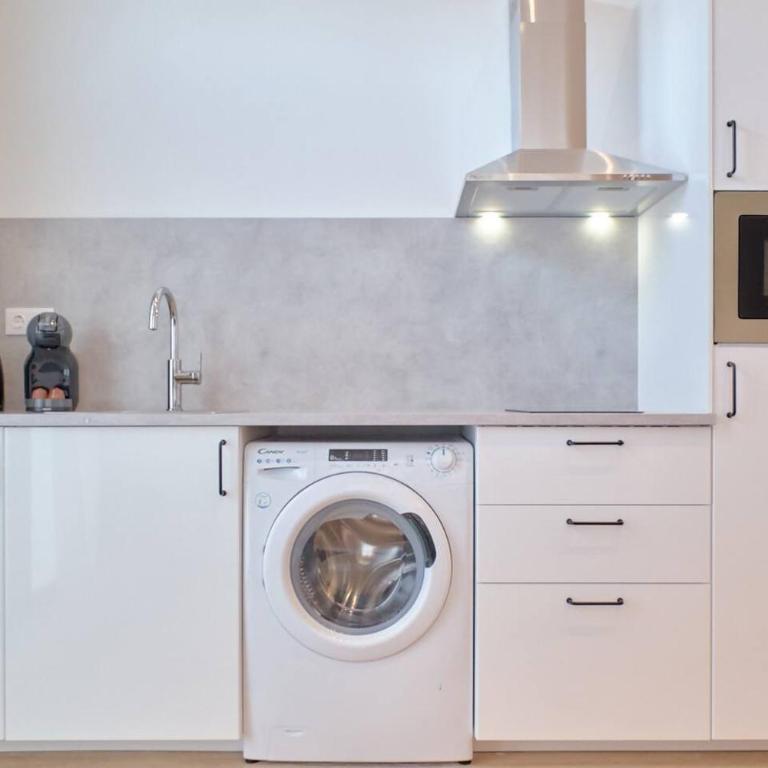 Romantic Suite Roig Arena N1 Virkin Suites - Apartment - 22