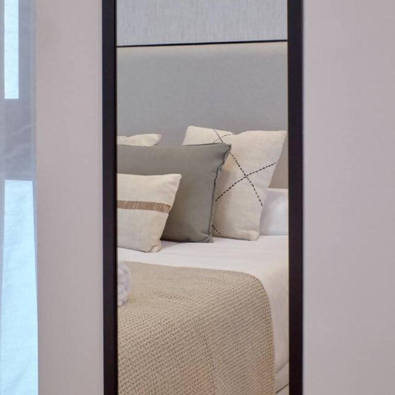 Romantic Suite Roig Arena N1 Virkin Suites - Apartment - 26