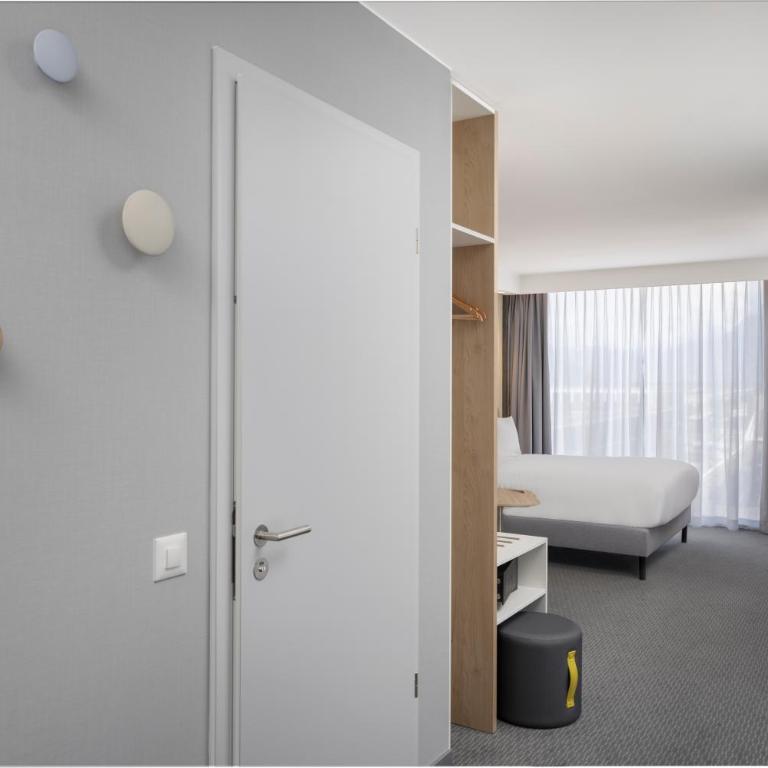 Holiday Inn Express & Suites Sion by IHG - Junior Suite mit Queensize-Bett und Einzelschlafsofa - 4