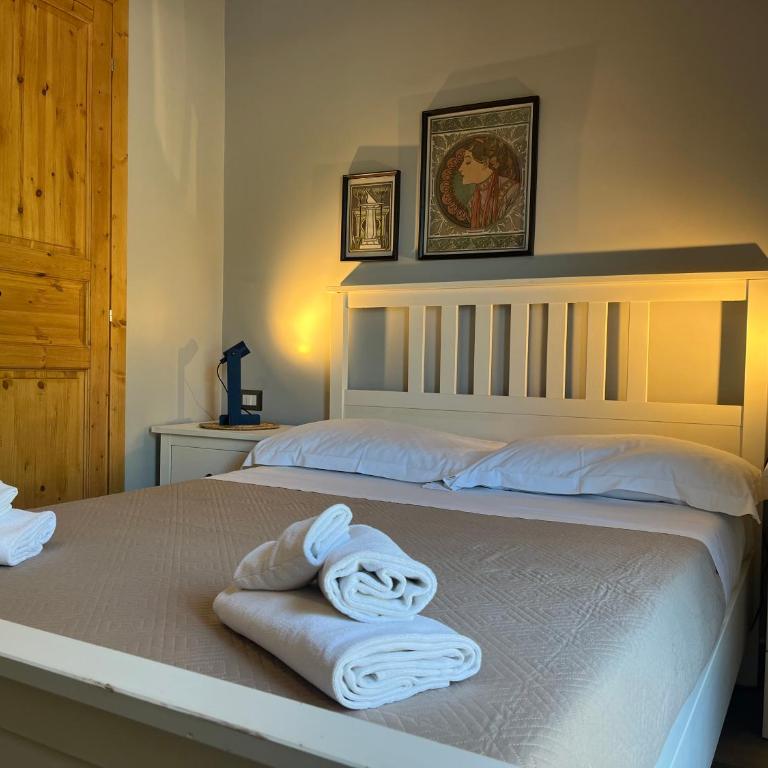 Casa Nicuzza - One-Bedroom Apartment with Balcony and Mountain View - 3