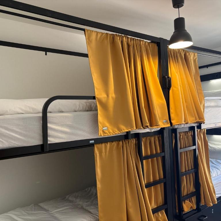 Lourdes Backpackers - Cama en habitación compartida mixta de 4 camas - 4