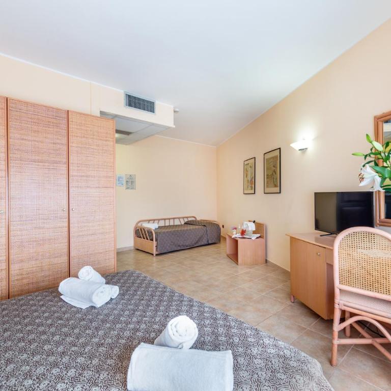 Rina Hotel - Camera Standard - 5