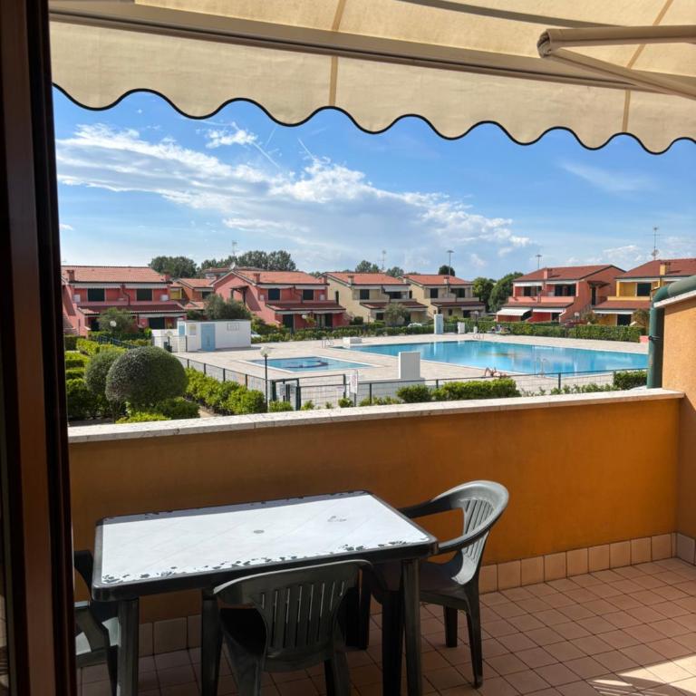 Villaggio dei Fiori - Appartamento con 2 Camere da Letto - 2