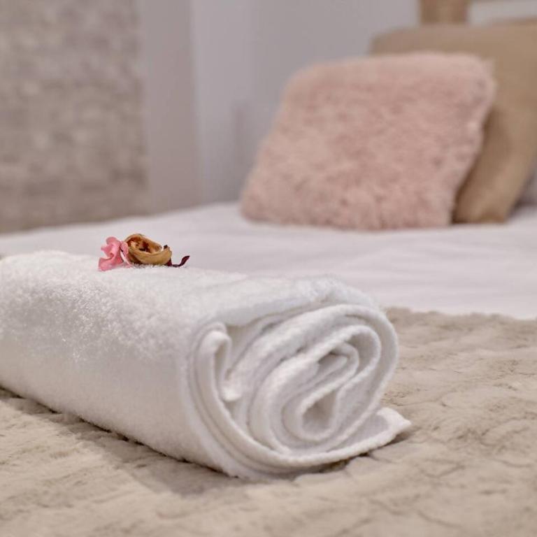 Romantic Suite Roig Arena N10 Virkin Suites - One-Bedroom Apartment - 34