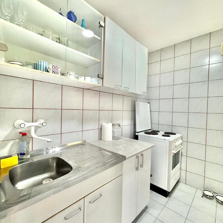 Two Bedroom Apartment near Slovenska Beach - Apartman sa 2 Spavaće Sobe - 22