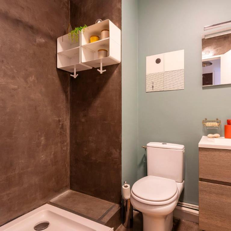 Chez Stéphanie De - Superbe studio design en centre ville avec piscine - Apartment mit 1 Schlafzimmer - 16