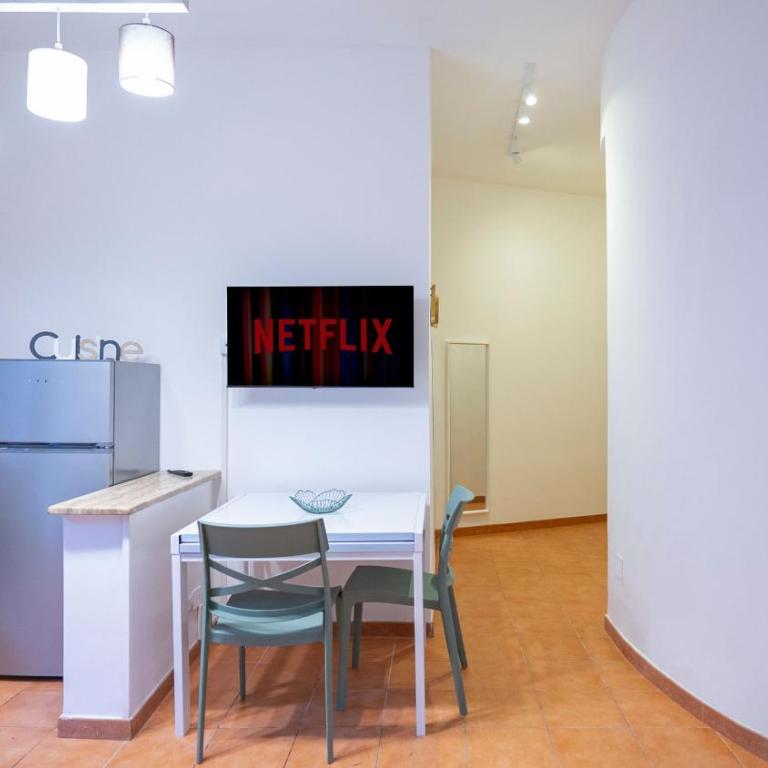 EasyTopStay - San Pietro Apartment with Courtyard - Appartamento con 1 Camera da Letto - 14