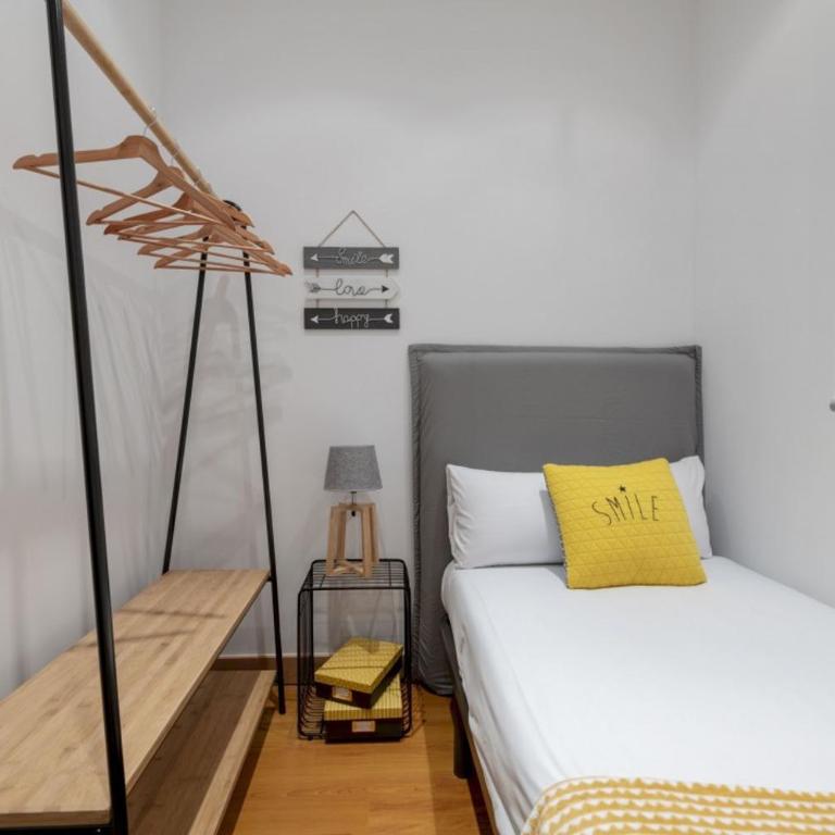 2BD 1BTH furnished - Sol - spacious - Two-Bedroom Apartment - 11