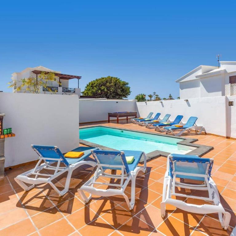 Villa Helena by Villa Plus - Villa - 2