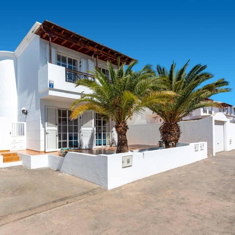 Villa Helena by Villa Plus - Villa - 23