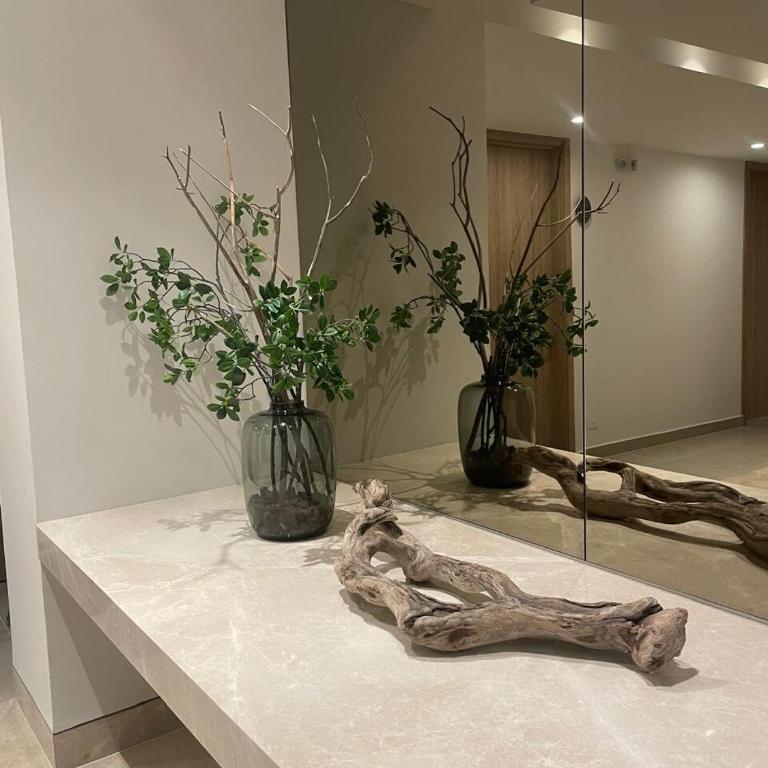Luxury Oasis Private Pool Wine BBQ and Sea - Two-Bedroom Apartment with Garden View - 16