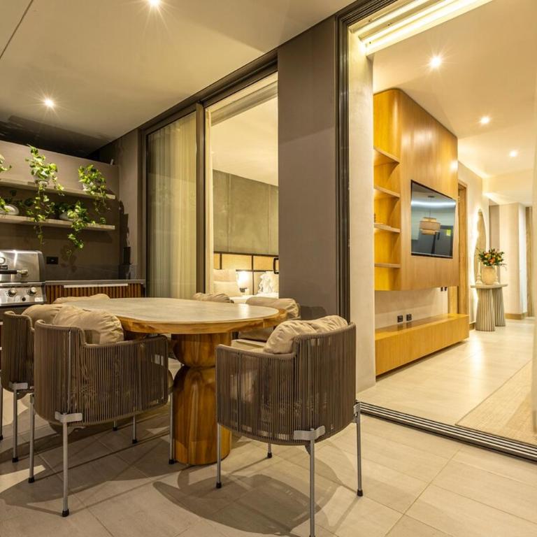 Luxury Oasis Private Pool Wine BBQ and Sea - Two-Bedroom Apartment with Garden View - 20