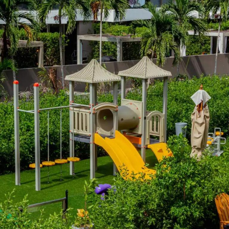 Luxury Oasis Private Pool Wine BBQ and Sea - Two-Bedroom Apartment with Garden View - 6