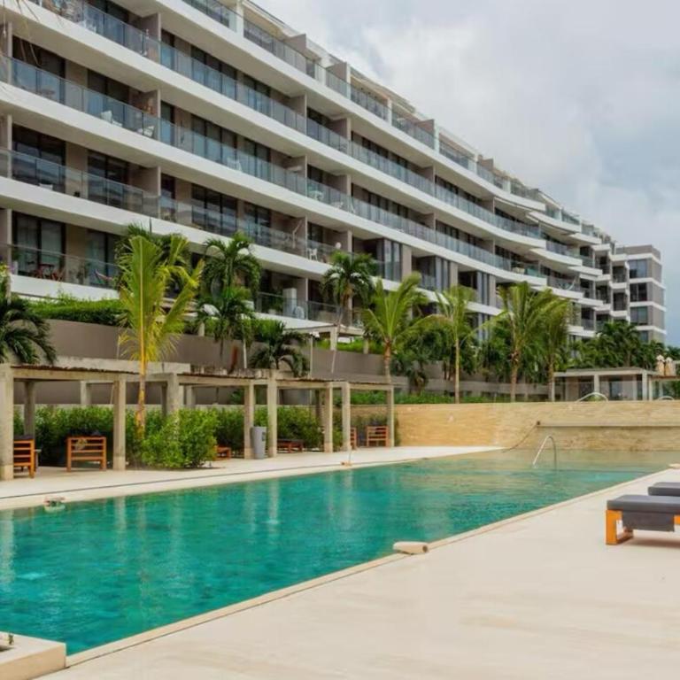 Luxury Oasis Private Pool Wine BBQ and Sea - Two-Bedroom Apartment with Garden View - 13