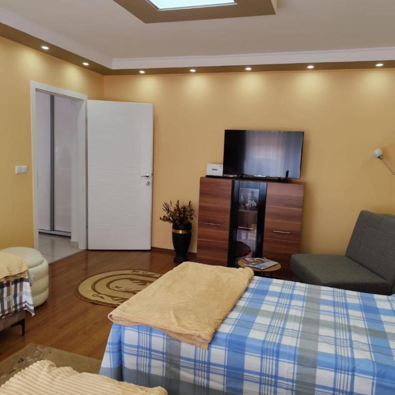 Apartment Stari Grad Korzo Tuzla - Apartman sa 2 Spavaće Sobe - 5