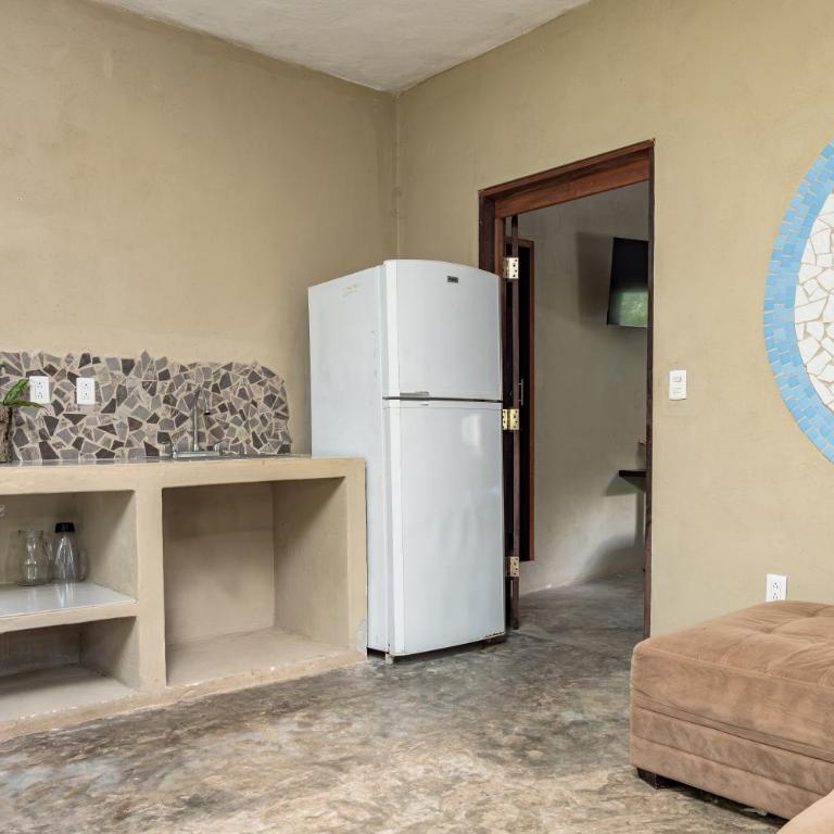 Hokhmah Heart Hotel - Deluxe Family Room - 4