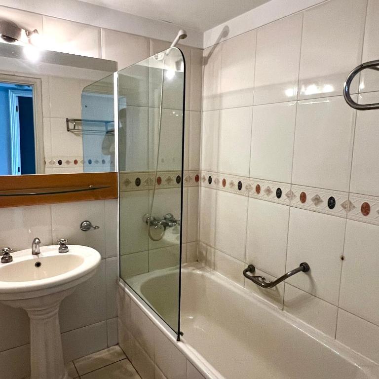 Precioso departamento en la mejor ubicación de Ciudad Mendoza, con piscina - Apartamento de 2 dormitorios con vistas a la montaña - 18