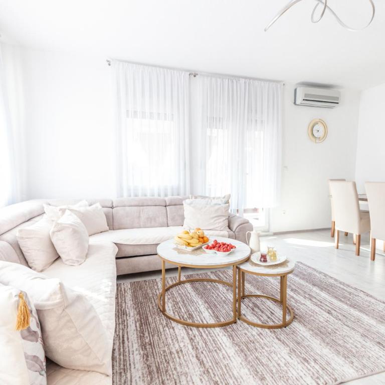 Holiday Home Ajna - Three-Bedroom House - 11