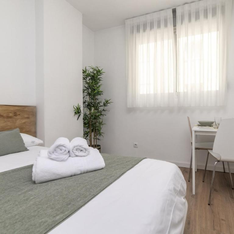 Classy III - Ferga Suites - Deluxe King Studio - 10