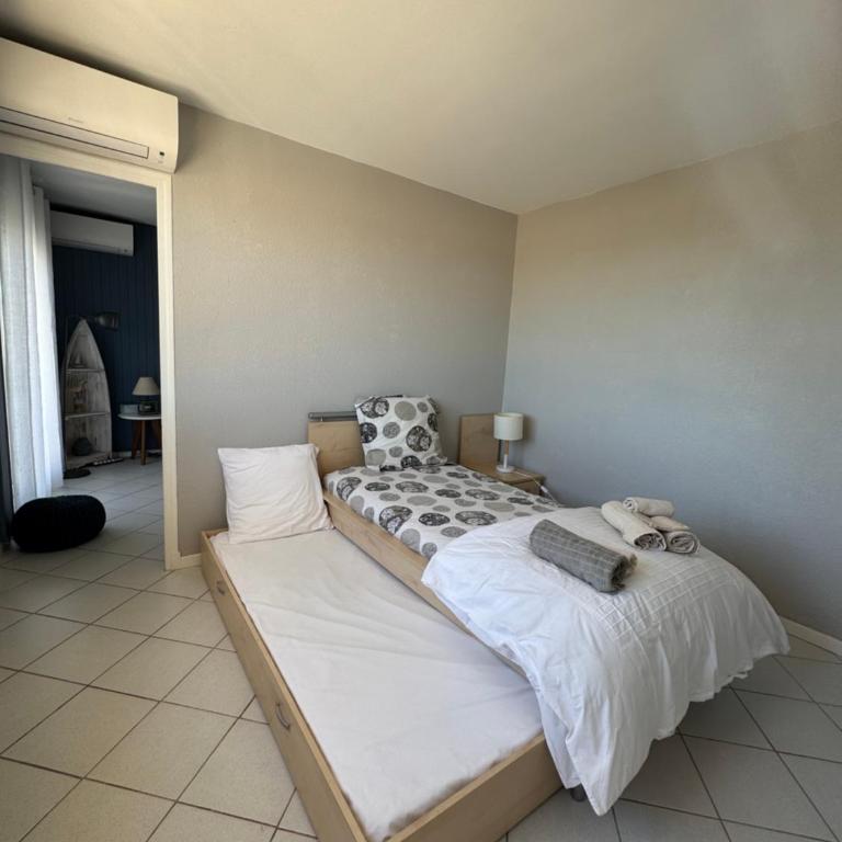 Front de mer 100m2 Vue magnifique, balcon, jardin, garage - Three-Bedroom Apartment - 6
